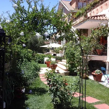 Domus Matidia Apartment *
